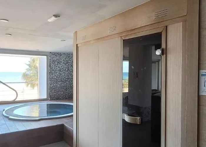 Beachfront Апартаменты *